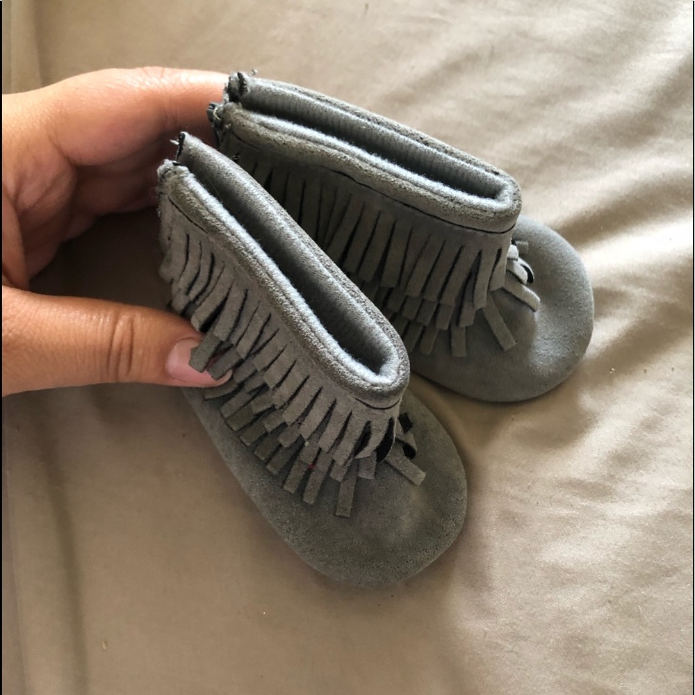 Gray Baby Fringe Shoes, Size 2